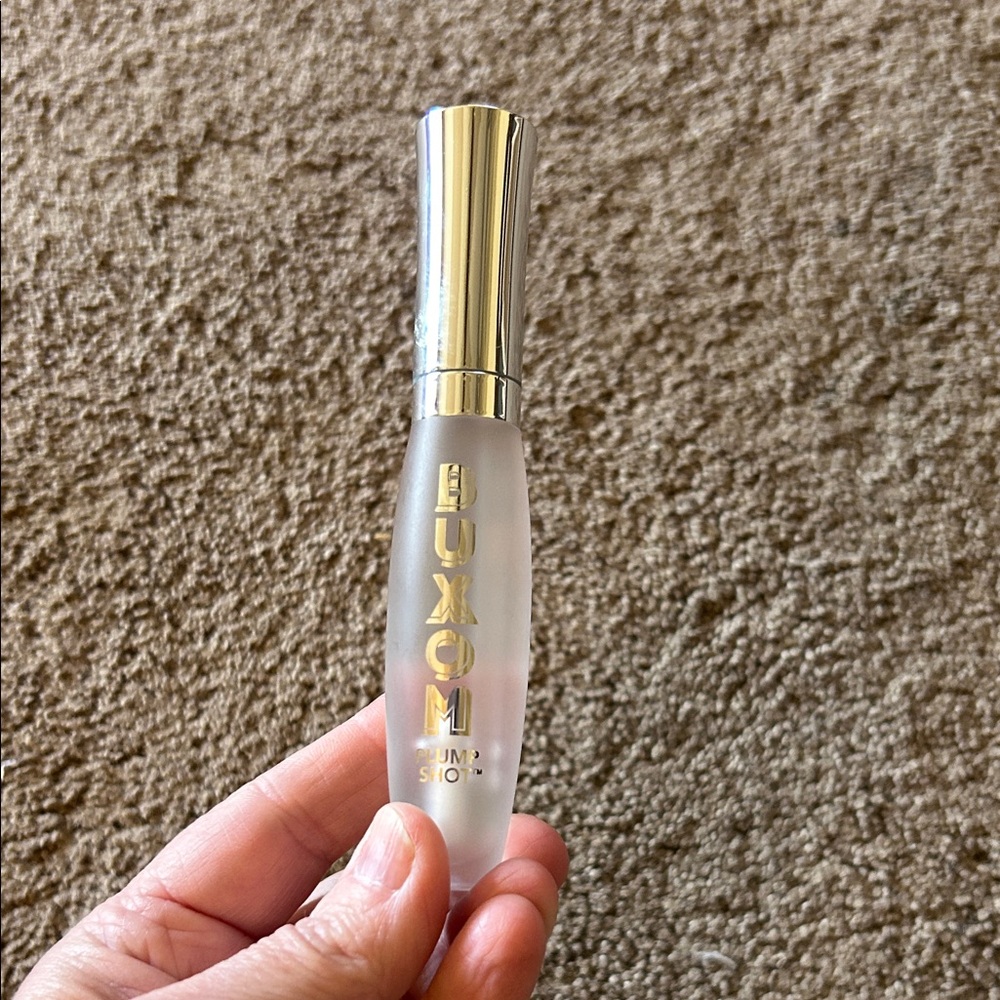 Buxom Shimmering Silver Lip Gloss
